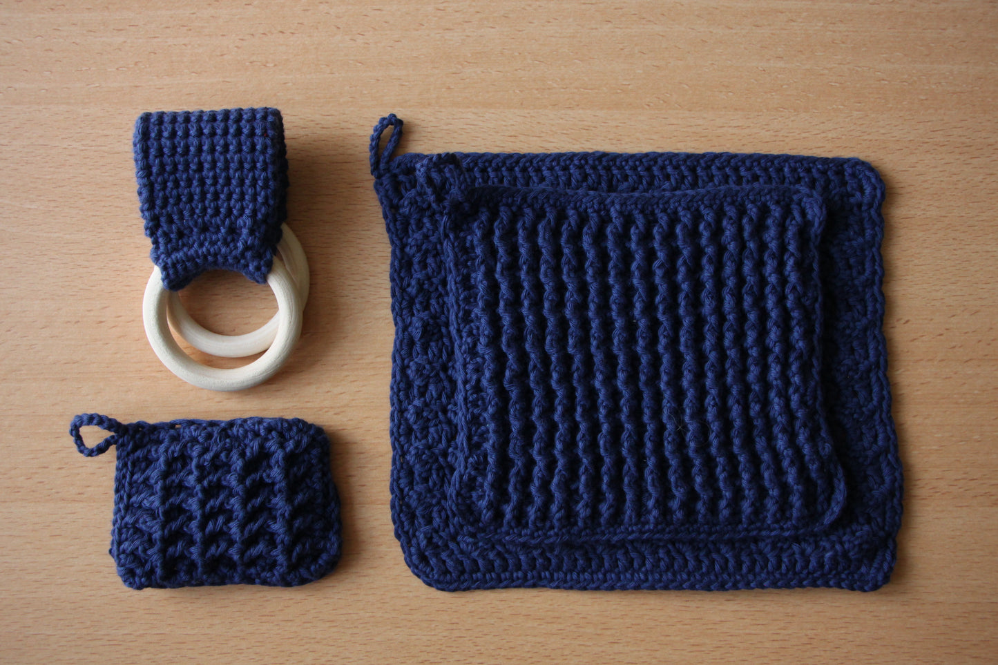 Lot accessoires de cuisine bleu foncé