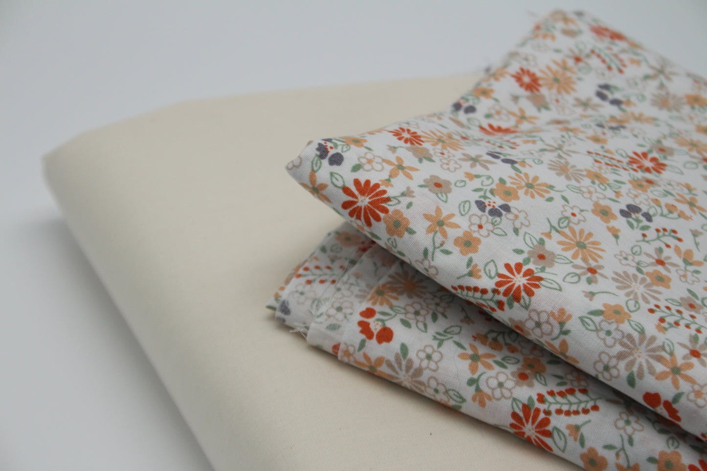 Lot de deux tissus en coton