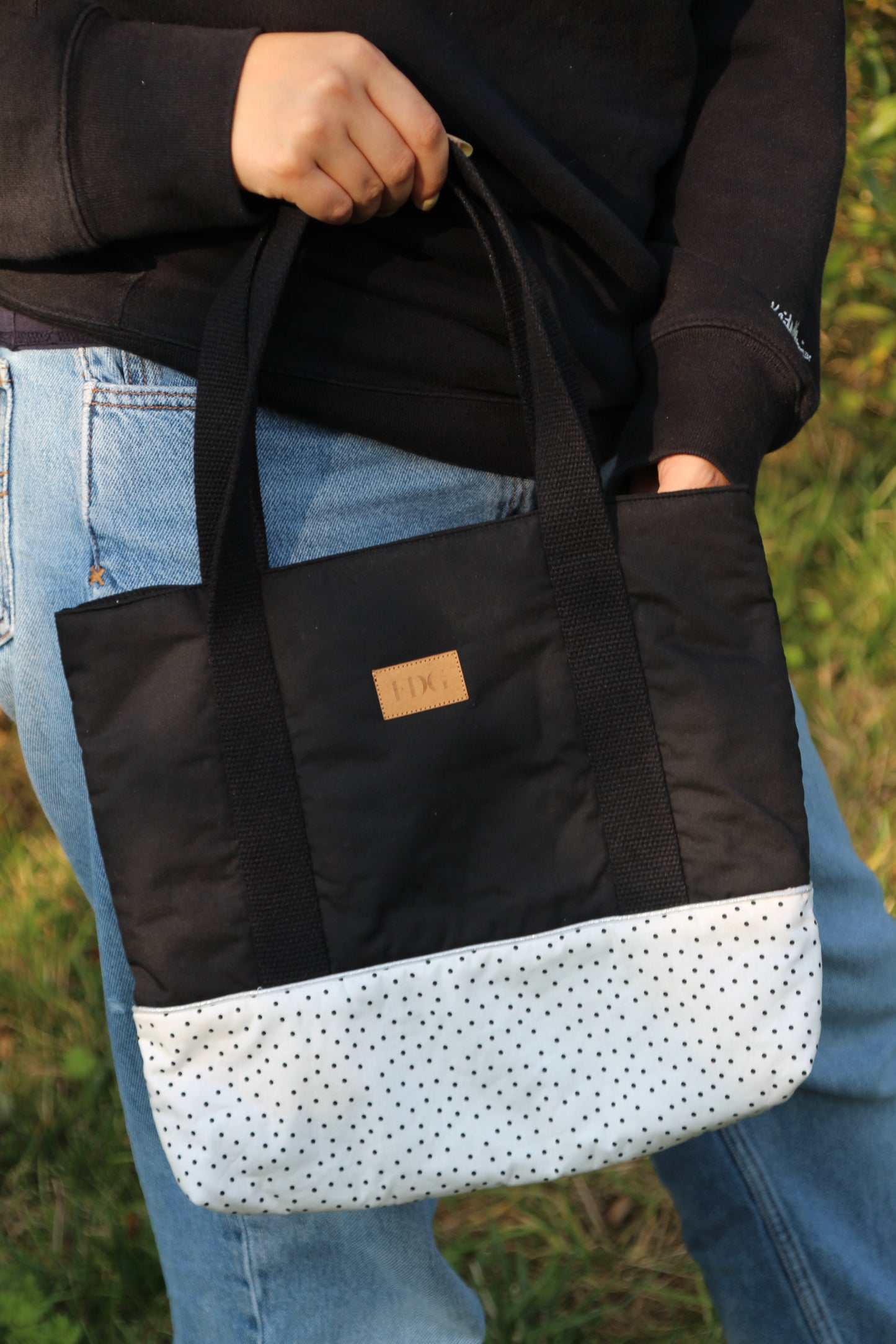 Petit sac cabas noir à pois