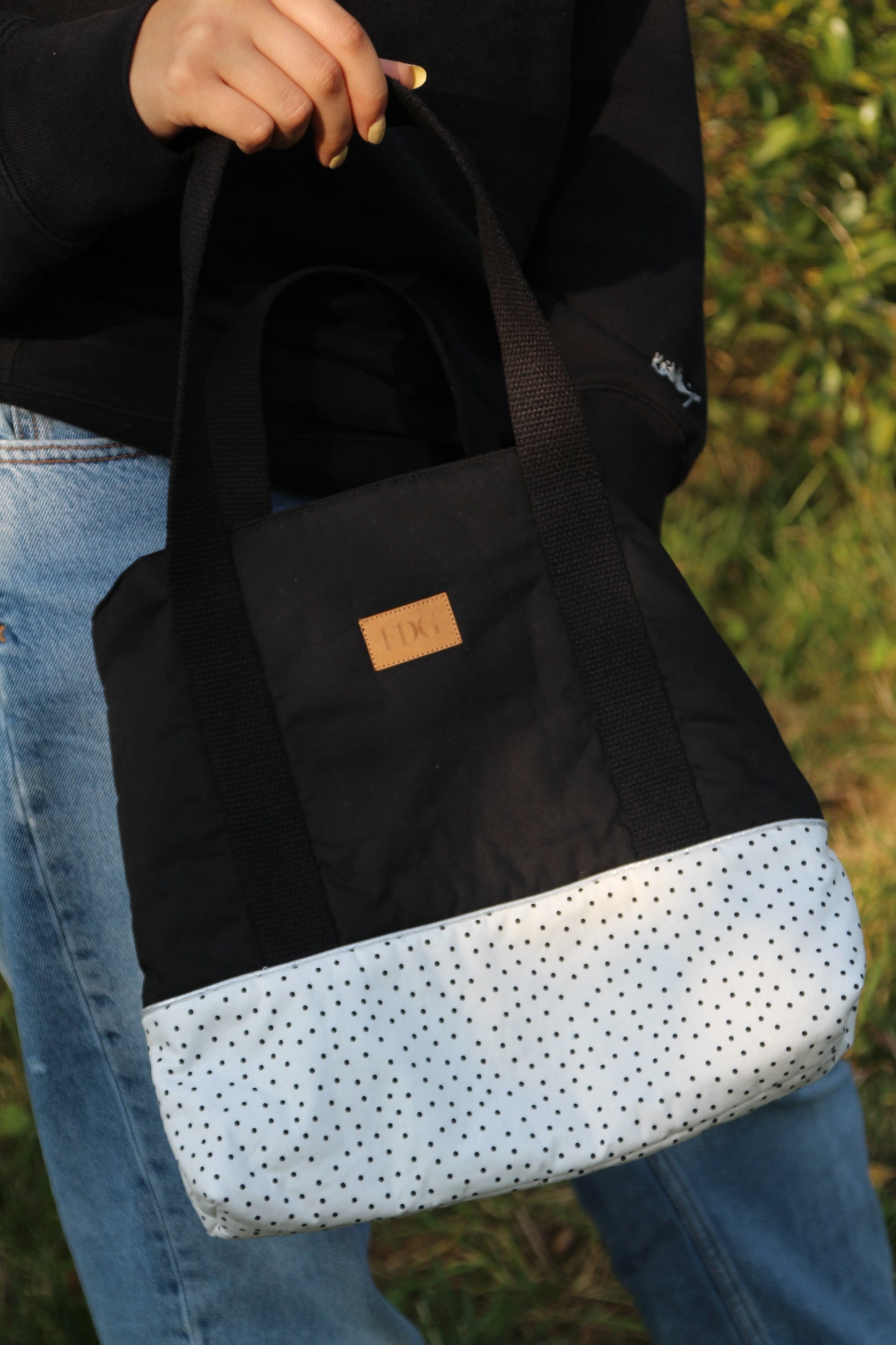 Petit sac cabas noir à pois