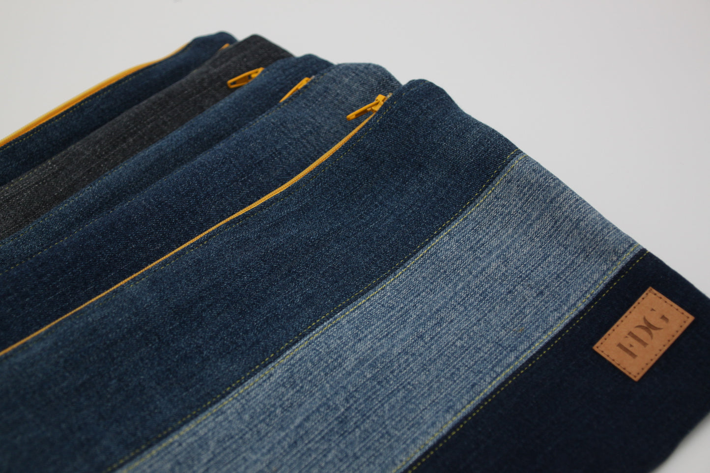 Pochette en jeans recyclé Tia