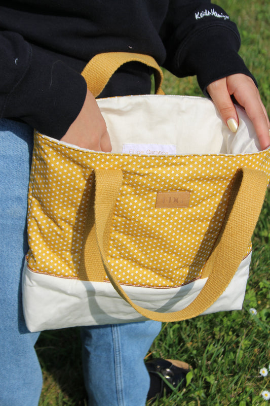 Petit sac cabas jaune étoilé